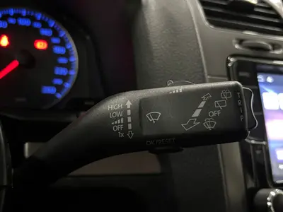 Volkswagen Golf - Thumbnail 17