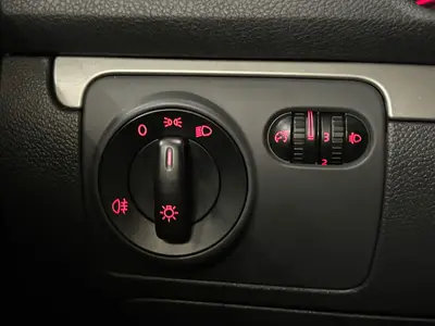 Volkswagen Golf - Thumbnail 19