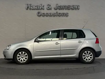 Volkswagen Golf - Thumbnail 8