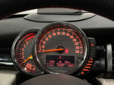 MINI Cooper S - Thumbnail 25