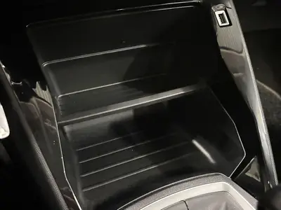 Peugeot 208 - Thumbnail 17