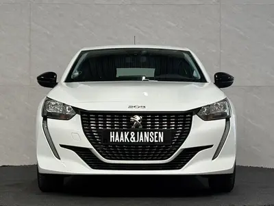 Peugeot 208 - Thumbnail 6