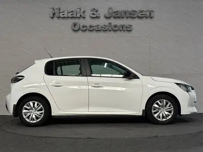 Peugeot 208 - Thumbnail 7