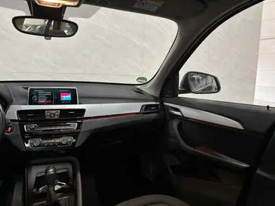 BMW X1 - Thumbnail 12