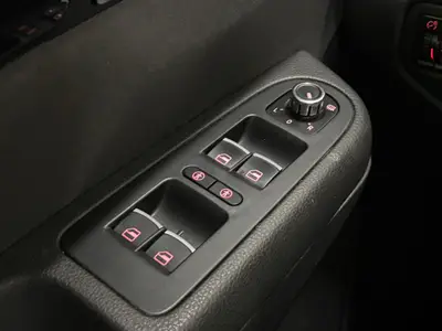 SEAT Alhambra - Thumbnail 25