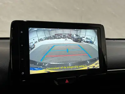 Toyota Yaris - Thumbnail 16