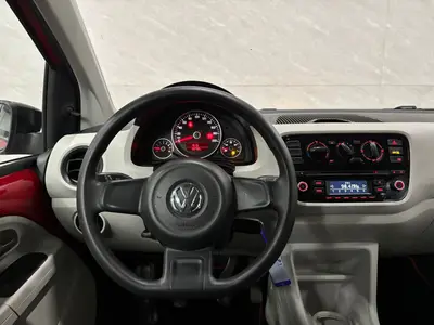 Volkswagen up! - Thumbnail 11