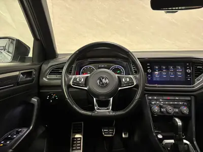 Volkswagen T-Roc - Thumbnail 12