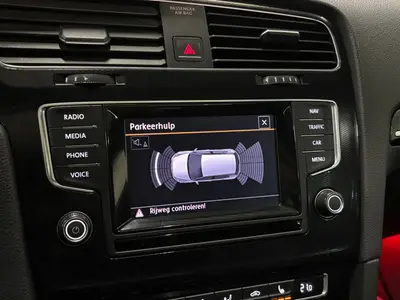 Volkswagen Golf - Thumbnail 17