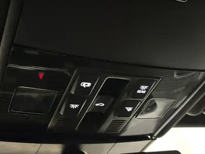 Volkswagen Golf - Thumbnail 27