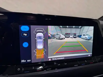 Volkswagen Golf - Thumbnail 17