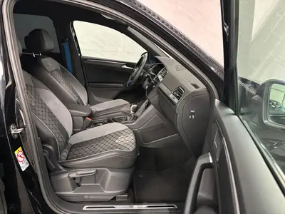 Volkswagen Tiguan - Thumbnail 11