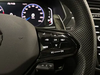 Volkswagen Tiguan - Thumbnail 23