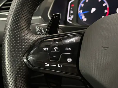 Volkswagen Tiguan - Thumbnail 24