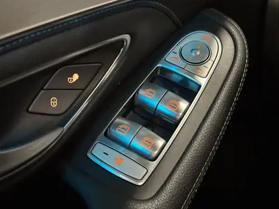 Mercedes-Benz C-Klasse - Thumbnail 26