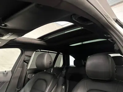 Mercedes-Benz C-Klasse - Thumbnail 9