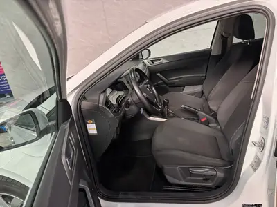 Volkswagen Polo - Thumbnail 10