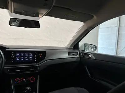 Volkswagen Polo - Thumbnail 12