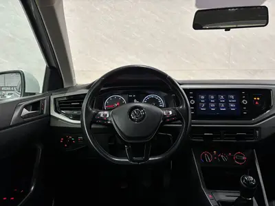 Volkswagen Polo - Thumbnail 14