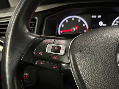 Volkswagen Polo - Thumbnail 21