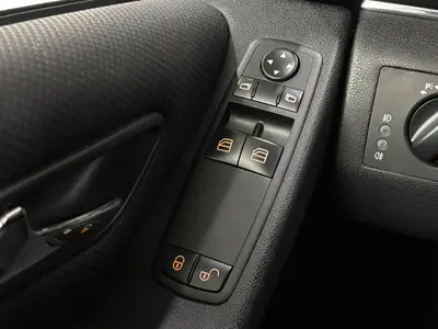 Mercedes-Benz B-Klasse - Thumbnail 24