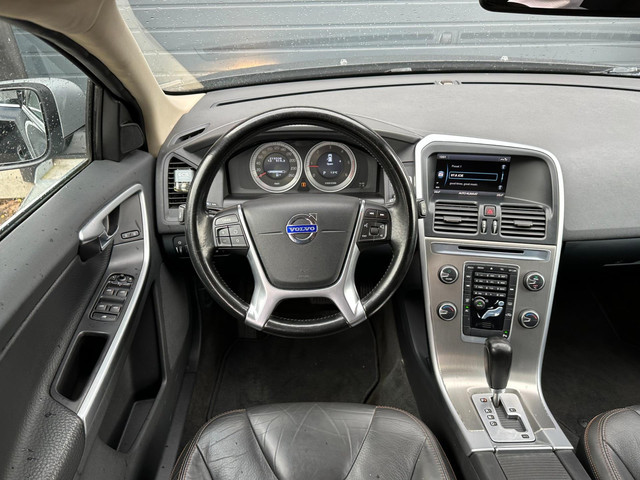 Volvo XC60 2.0 D3 FWD Automaat Clima Grijs kenteken 5-Cil foto 14