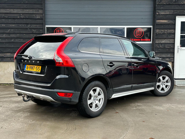 Volvo XC60 2.0 D3 FWD Automaat Clima Grijs kenteken 5-Cil foto 3