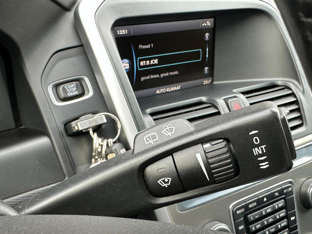 Volvo XC60 2.0 D3 FWD Automaat Clima Grijs kenteken 5-Cil foto 22