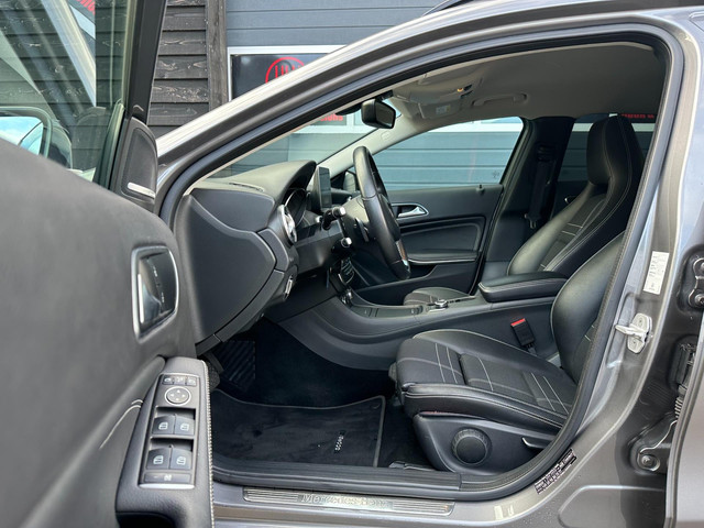 Mercedes-Benz GLA 220 d Prestige Automaat Navi foto 12