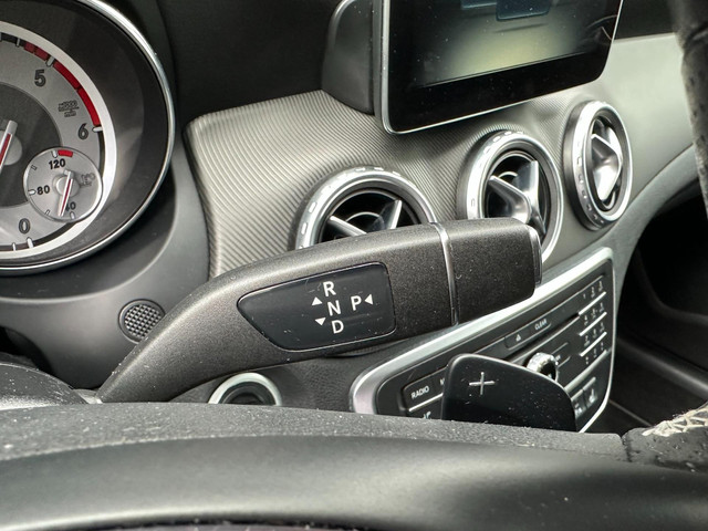 Mercedes-Benz GLA 220 d Prestige Automaat Navi foto 23