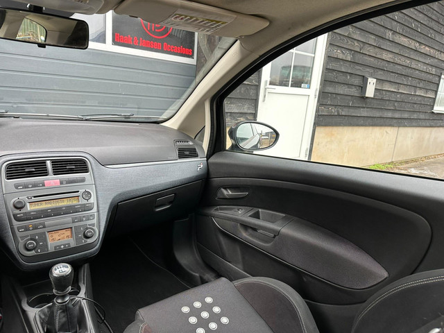 Fiat Grande Punto 1.4-16V Sport Panoramadak Clima NAP! foto 12