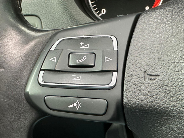 Volkswagen Polo 1.2 TSI Highline 105PK Pano Carplay Cruise foto 22