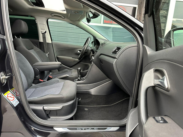 Volkswagen Polo 1.2 TSI Highline 105PK Pano Carplay Cruise foto 10