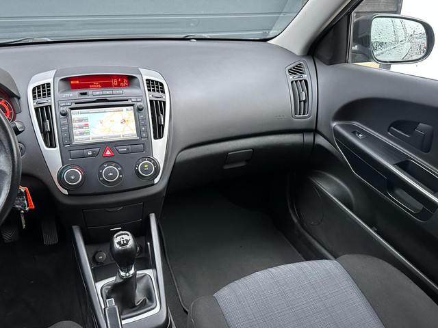 Kia cee’d Sporty Wagon 1.4 CVVT Seven Navi Camera Cruise foto 12