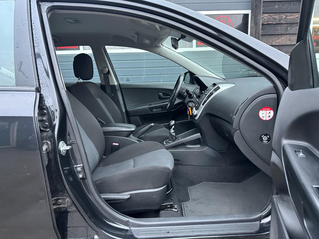 Kia cee’d Sporty Wagon 1.4 CVVT Seven Navi Camera Cruise foto 10