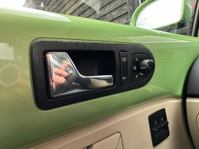 Volkswagen New Beetle 2.0 Highline Airco E-ramen apk foto 23