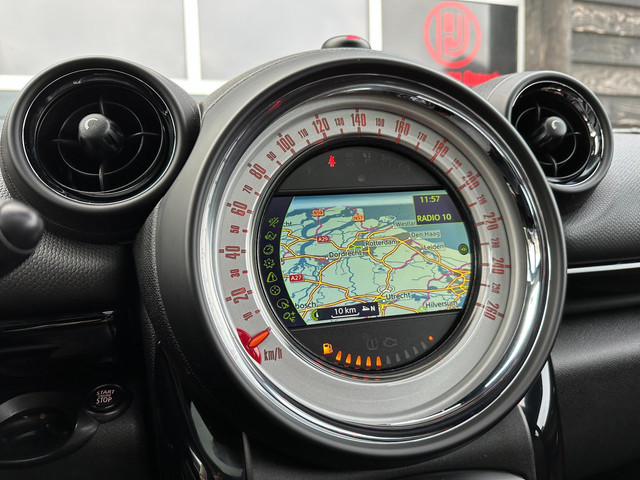 MINI Paceman 1.6 Cooper S Chili H&K Navi Leder Pano foto 17