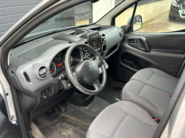 Peugeot Partner 120 1.6 BlueHDi 100 L1 Première S&S Navi foto 12