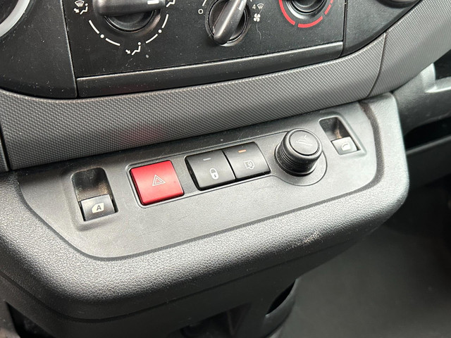 Peugeot Partner 120 1.6 BlueHDi 100 L1 Première S&S Navi foto 15