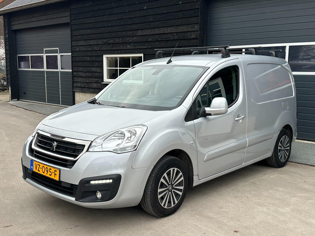 Peugeot Partner 120 1.6 BlueHDi 100 L1 Première S&S Navi foto 21