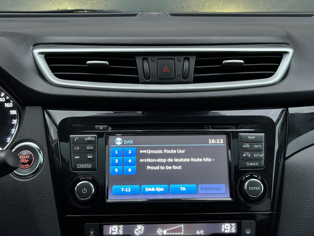 Nissan QASHQAI 1.2 N-Connecta Pano Navi Camera Trekhaak foto 16