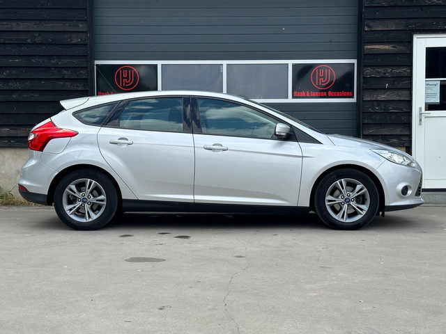 Ford Focus 1.0 EcoBoost Edition Airco Pdc Navi Apk NAP foto 9