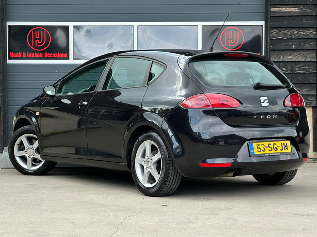 SEAT Leon 1.6 Reference – 5 DRS – Airco – Elek ramen foto 3