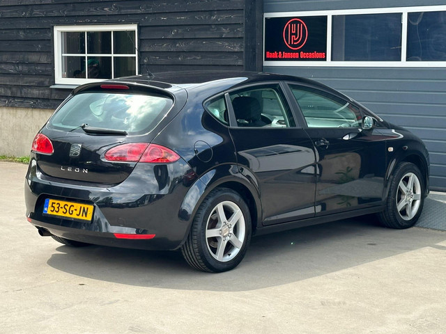 SEAT Leon 1.6 Reference – 5 DRS – Airco – Elek ramen foto 27