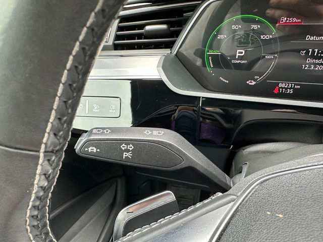 Audi e-tron E-tron 55 quattro advanced S-Line 95 kWh foto 24
