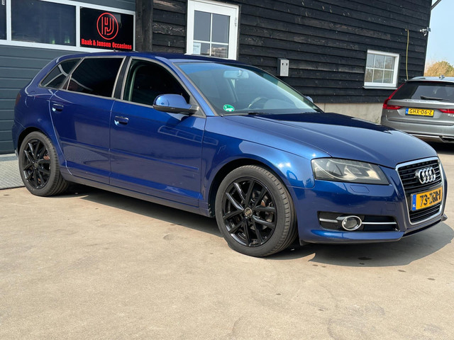 Audi A3 Sportback 1.6 TDI Attraction Advance navi cruise foto 26