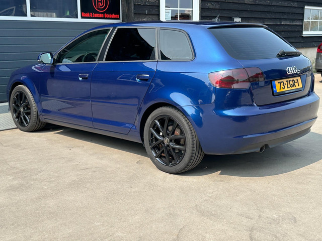 Audi A3 Sportback 1.6 TDI Attraction Advance navi cruise foto 27