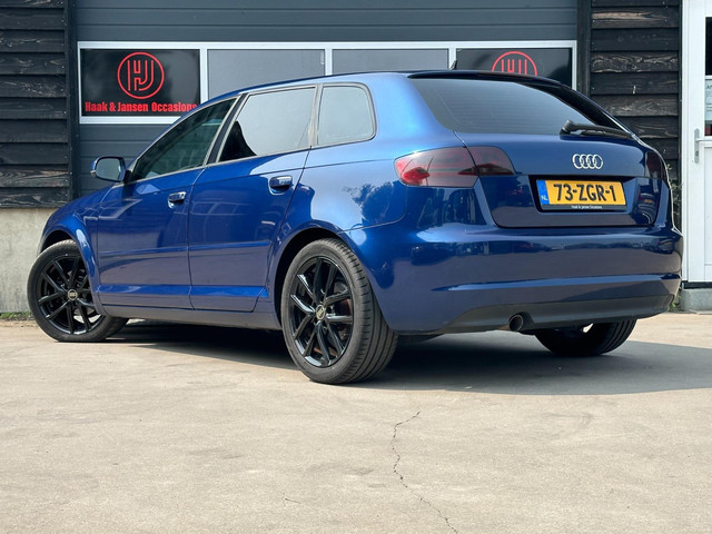 Audi A3 Sportback 1.6 TDI Attraction Advance navi cruise foto 4