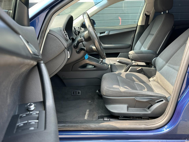 Audi A3 Sportback 1.6 TDI Attraction Advance navi cruise foto 10