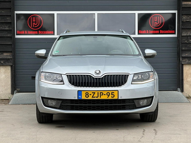 Škoda Octavia Combi 1.4 TSI Greentech Elegance Businessline foto 5